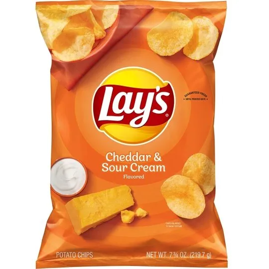 Lay'sÂ® Potato Chips, Cheddar & Sour Cream, 7.75 Oz