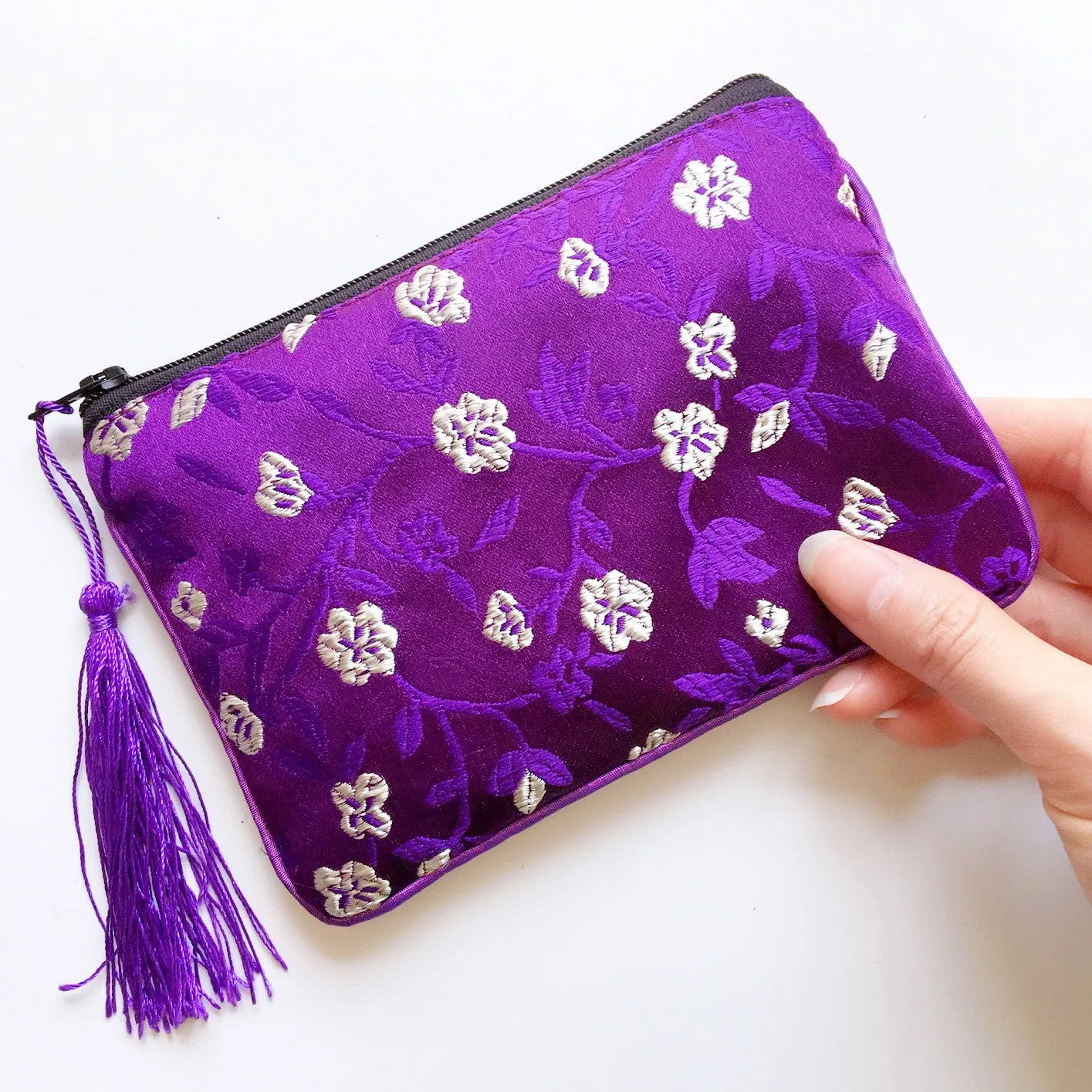 PLUM BLOSSOM EMBROIDERED SILKY PURSE BAG