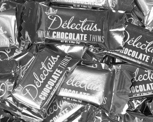 Silver Delectais Milk Chocolate Thins