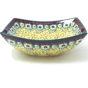 Sm Nut Bowl in Cottage Decor